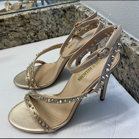 True Religion Gold Heels - Picture 5 of 6